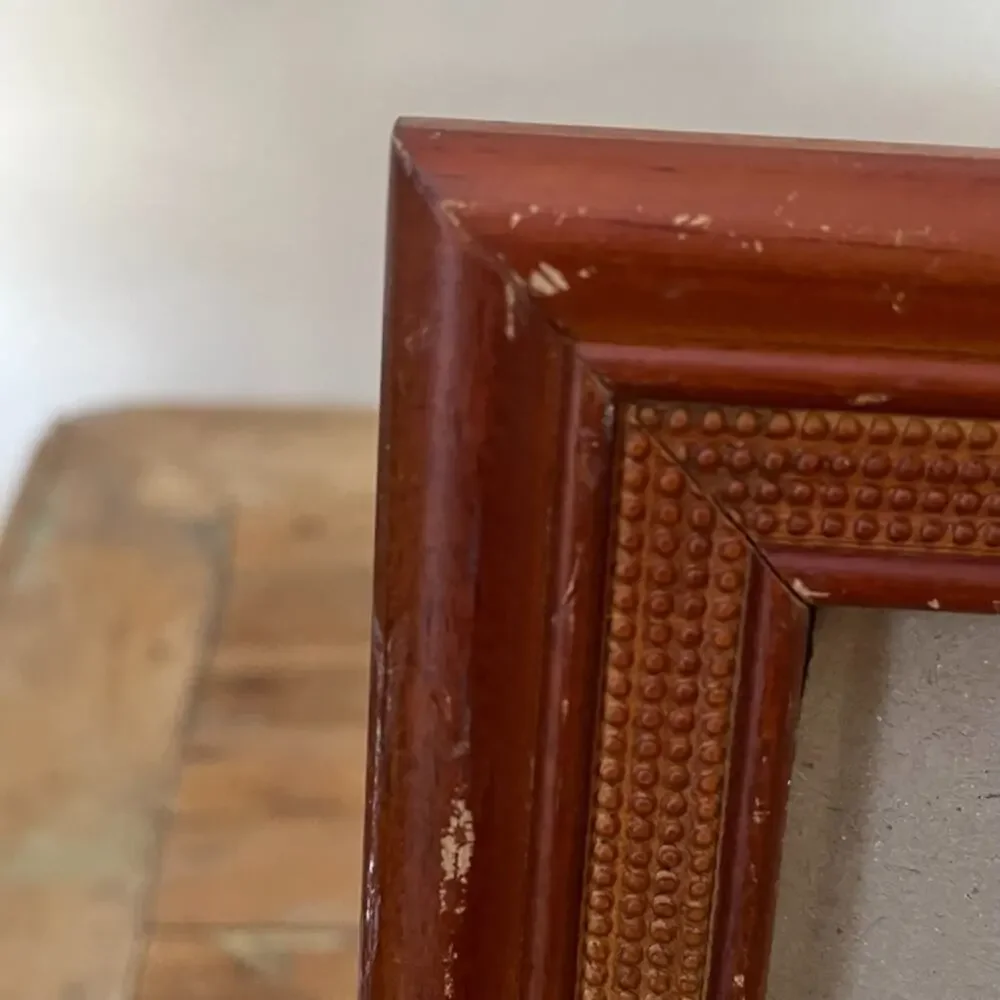Vintage Brown Wooden Picture Frame 9.5 x 7.5 in Free Standing or Hung